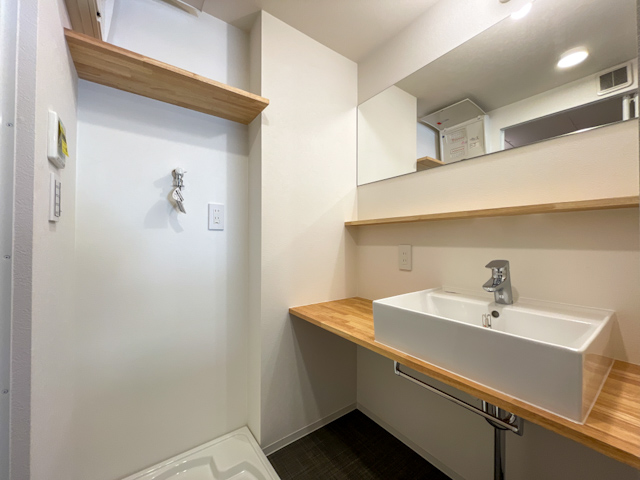 ナチュラルに三茶メゾネット 201の内観