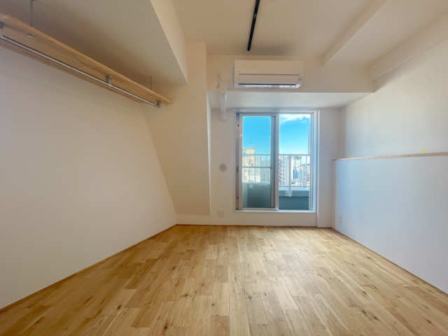 Oimachi Share 801の内観