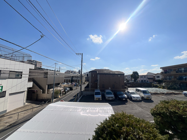 無骨にラフに 201の内観