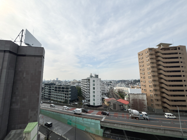 くつろぐより、閃き 801の内観