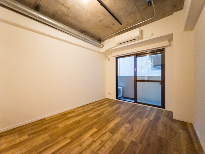 秘密基地で暮らす 706の外観