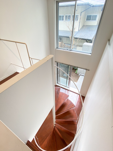 天井高のイケメン暮らし 103の内観