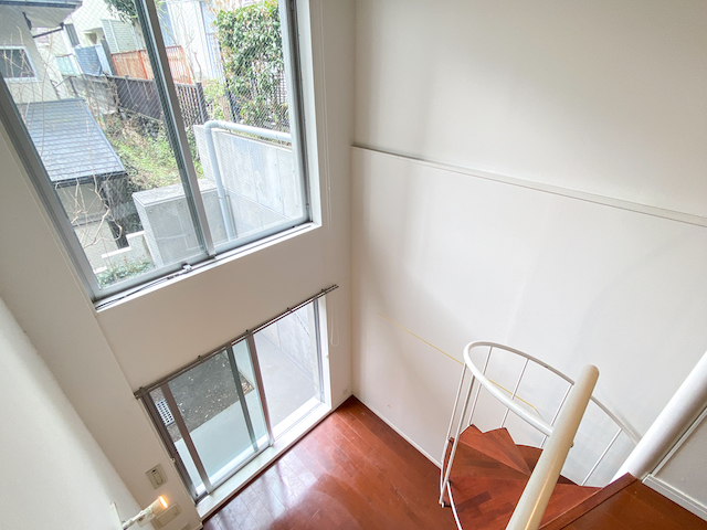 天井高のイケメン暮らし 103の外観