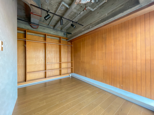 質感を讃えて 401の内観