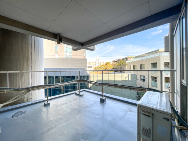 質感を讃えて 401の内観