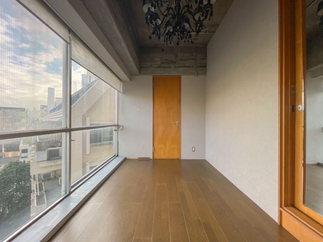 質感を讃えて 401の内観