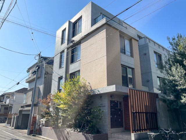 窓辺に都会のやさしさを 201の内観