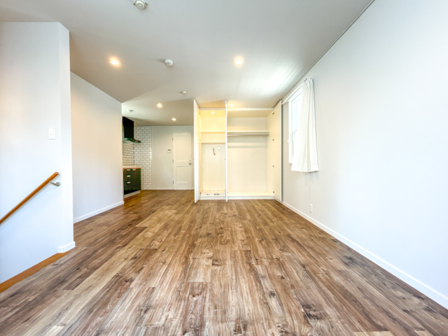 小悪魔クラシック 101の内観