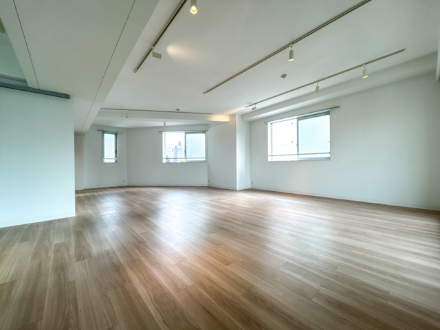 光あふれる中目黒 601の内観