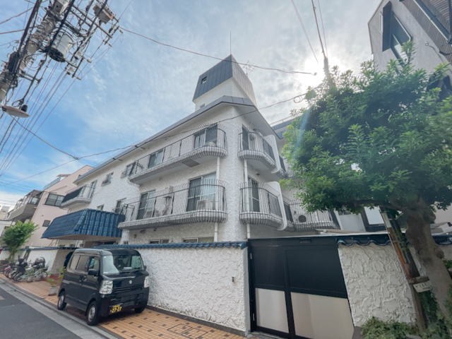 オレンジの木のそばで 209の内観