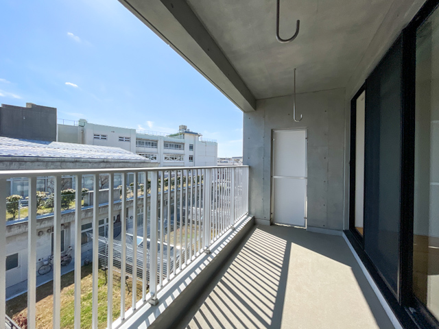 日向ぼっこ暮らし 302の外観