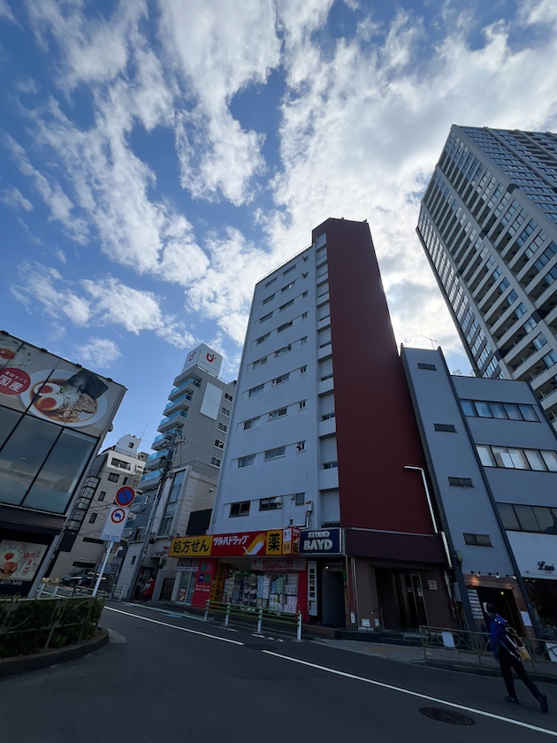 良くも悪くも 903の内観