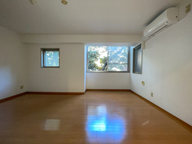 中目の森で 311の内観
