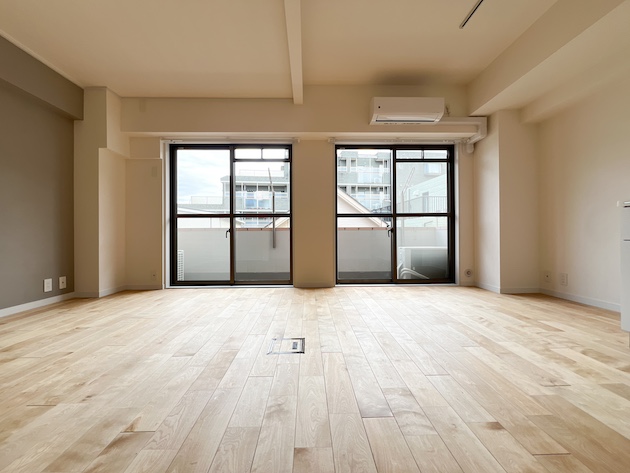 落ち着いた暮らしを 313の内観