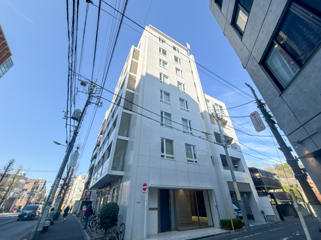 天高っていいなぁ 306の内観