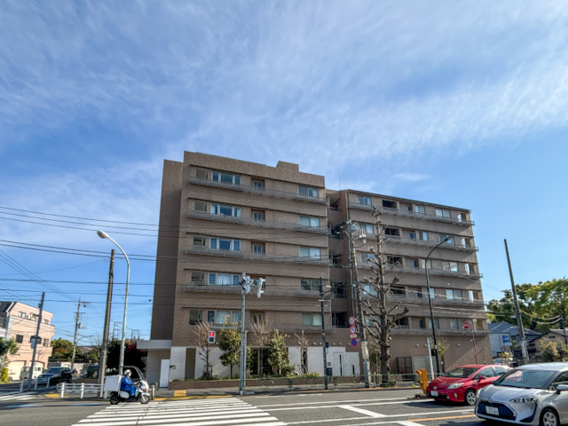 駒沢公園のトナリ 401の内観