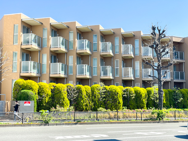 角っとして△ 211の内観