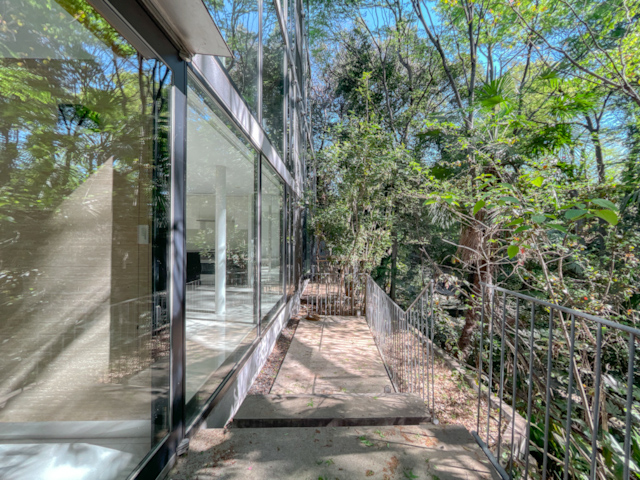 森の音 102の内観