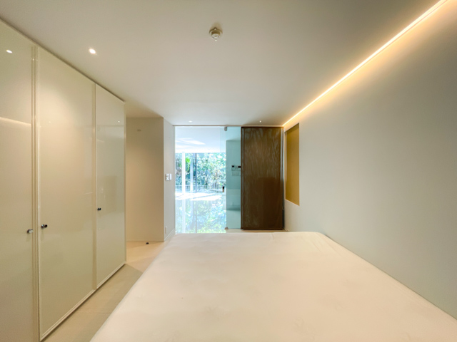 森の音 102の内観