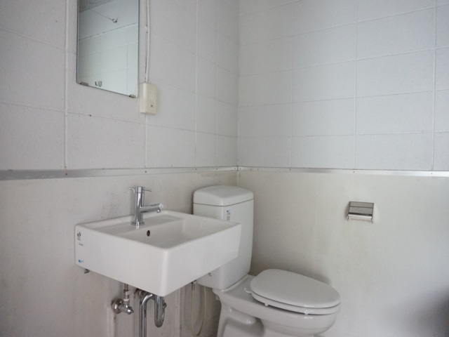 プリズンブレイク 201の内観