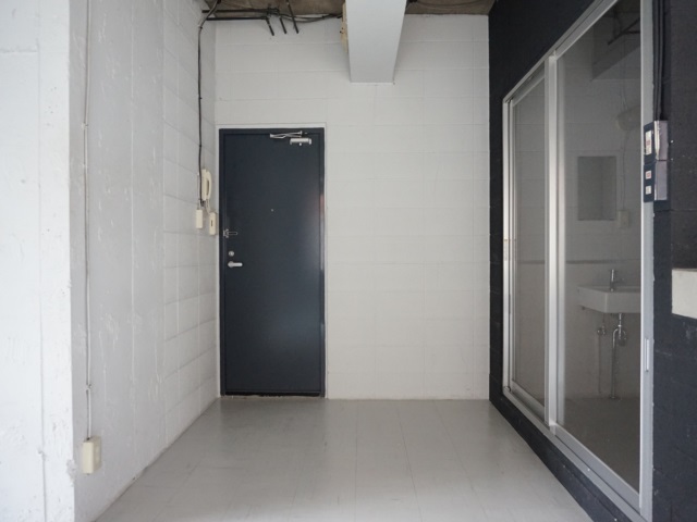 プリズンブレイク 201の内観