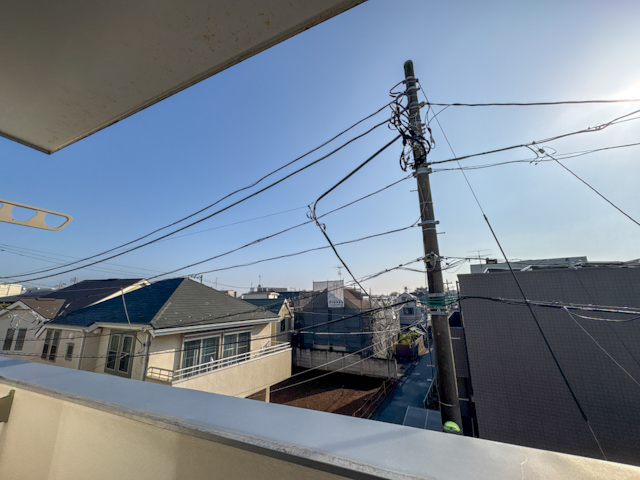 ひっそりと佇む一戸建て _の内観