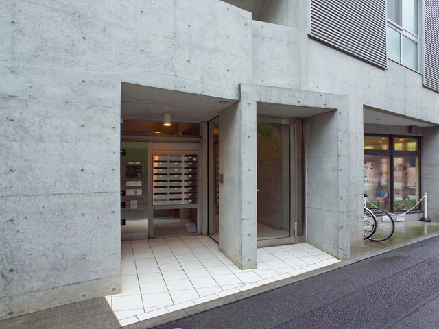 光が抜けるデザイナーズ 401の内観