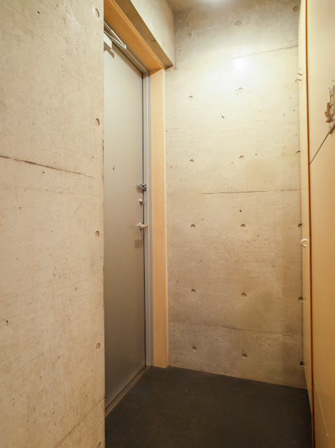 光が抜けるデザイナーズ 401の内観