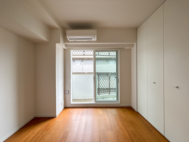 やさしいウッドフロア 501の内観