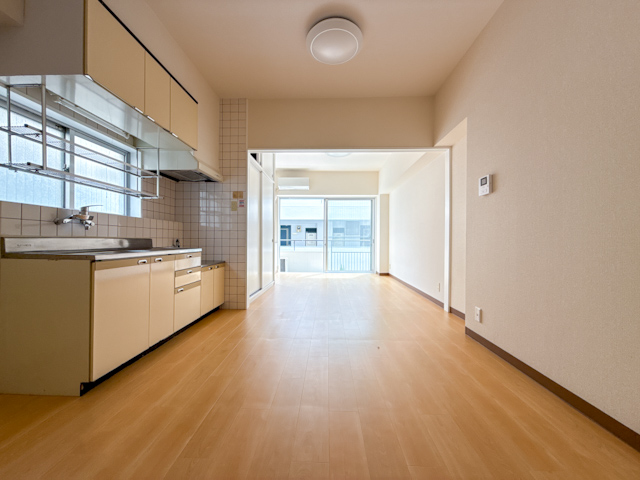 ゾーニング天国 201の内観