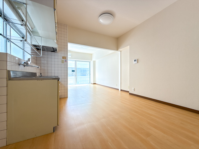 ゾーニング天国 201の内観