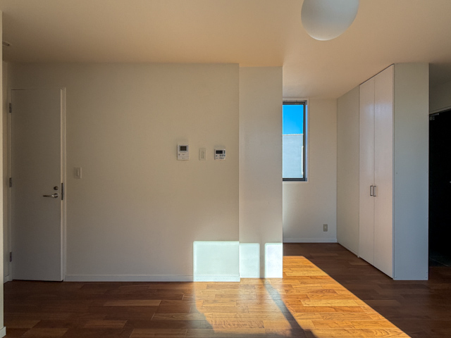 趣と暮らす 203の内観