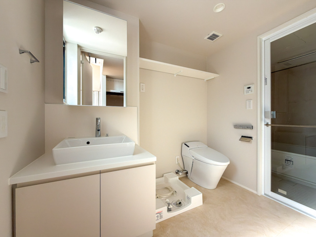 空とつながる 302の内観