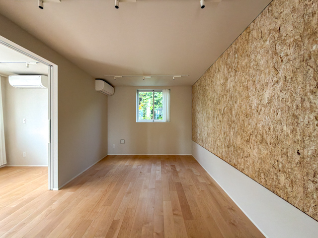 空とつながる 302の内観