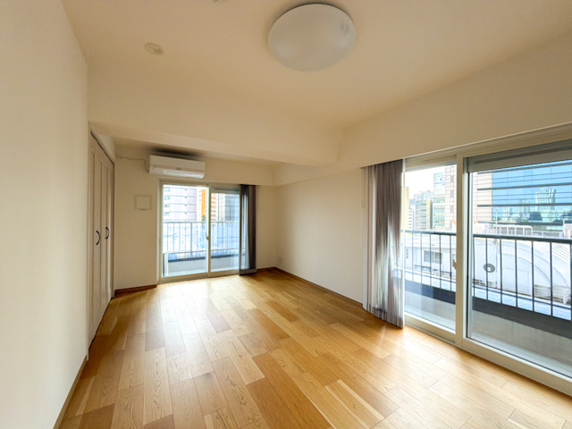 にっこりアーチ 909の内観