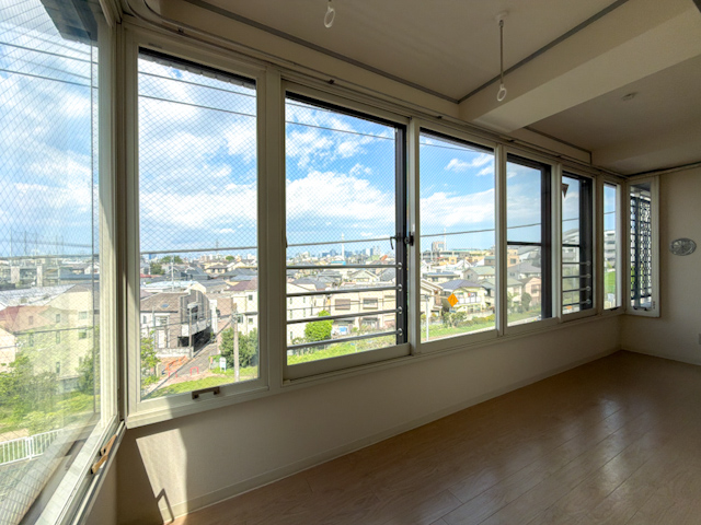 本日も視界良好 305の内観