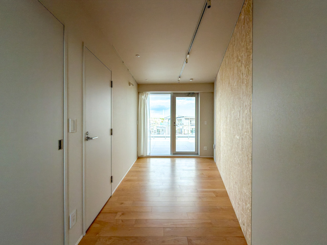 空に近い場所で 501の内観