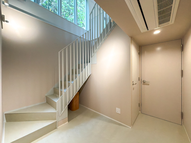 音も、暮らしも、包み込む 104の内観