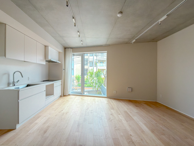 音も、暮らしも、包み込む 104の内観