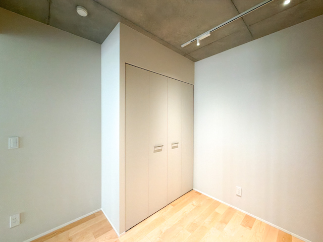 音も、暮らしも、包み込む 104の内観