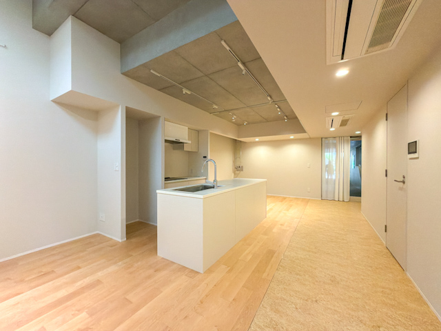 乾杯しよ！ 103の外観