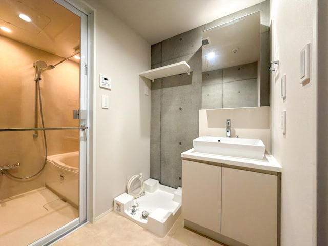 乾杯しよ！ 103の内観