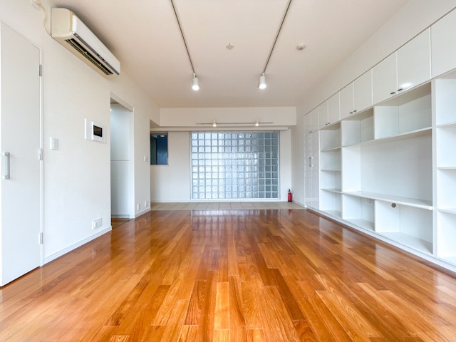 渋谷で音を奏でる 301の外観