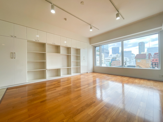 渋谷で音を奏でる 301の内観