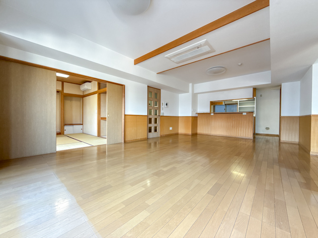 恵比寿を見渡して 601の内観