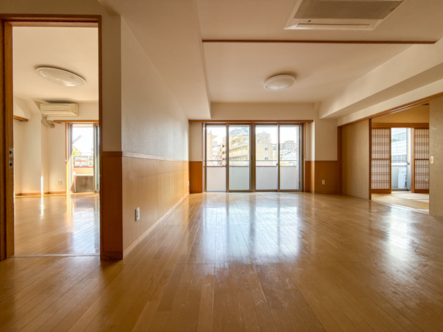 恵比寿を見渡して 601の内観