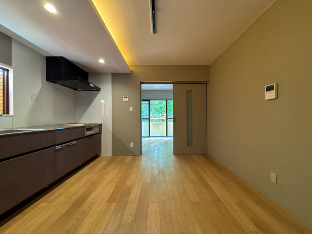 グレーとGreat！ 208の内観