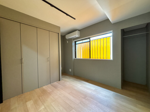 グレーとGreat！ 208の内観