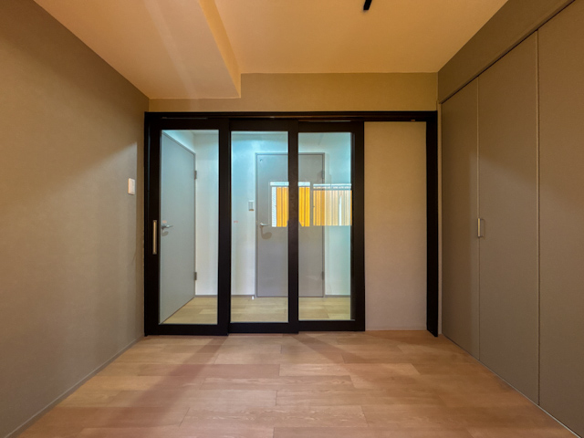 グレーとGreat！ 208の内観