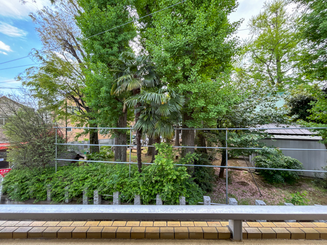 グレーとGreat！ 208の内観